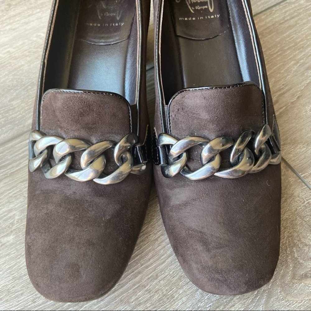 AMALFI  BY RANGONI Serge Chain Suede Loafer Pump - Picture 10 of 11
